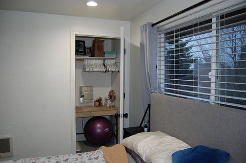 Tiny photo for 2240 Maplewood Drive S, Salem, OR 97306 (MLS # 220213219)