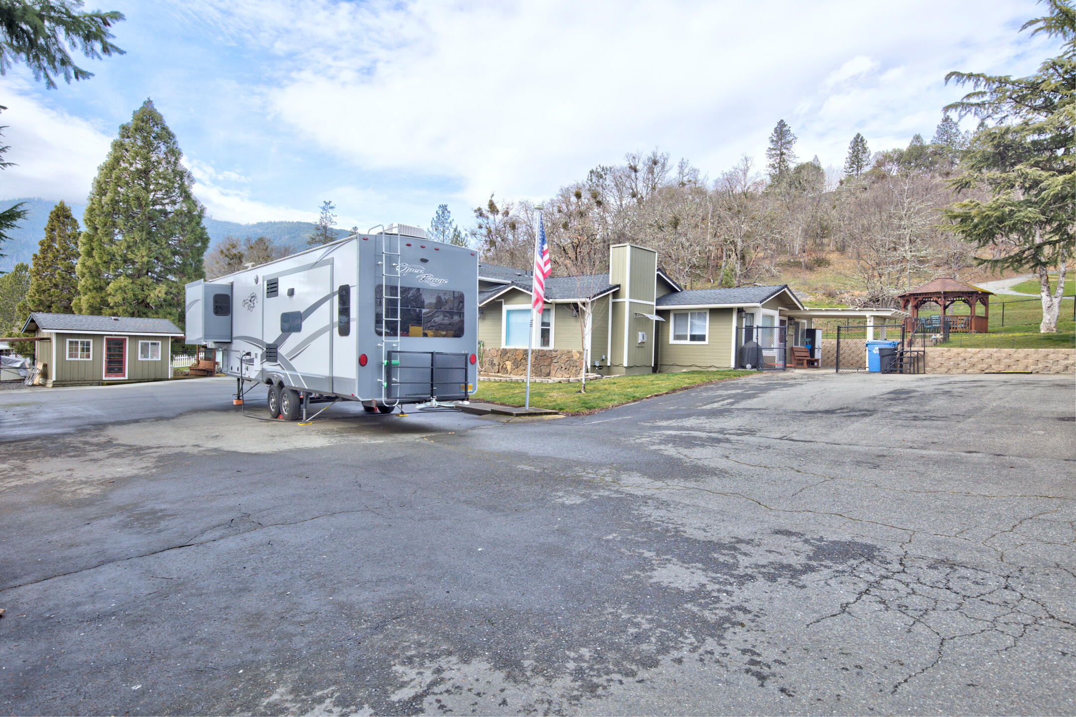 Meadowbrook Orchard Co's Subdivision - Residential
