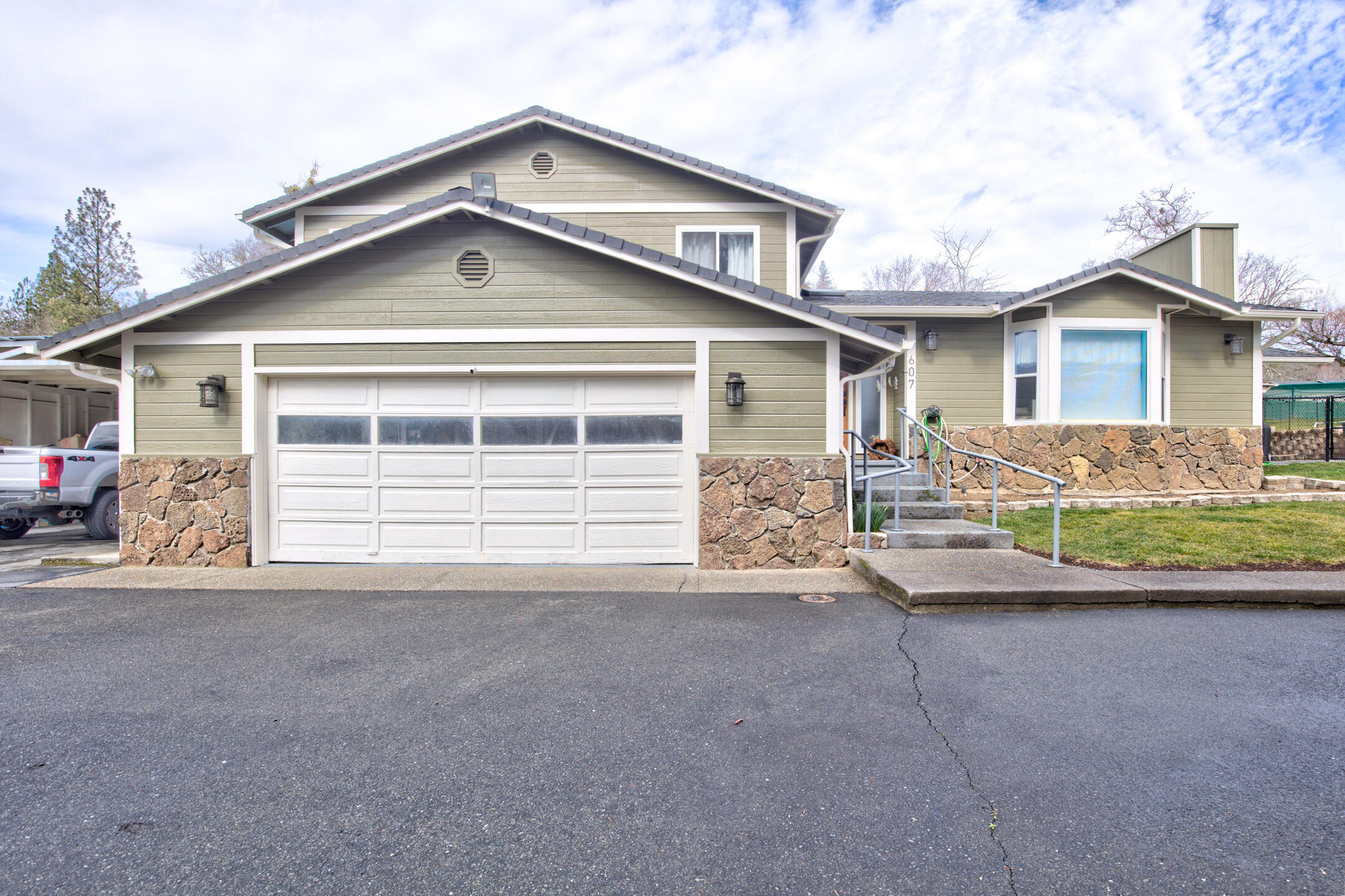 Meadowbrook Orchard Co's Subdivision - Residential