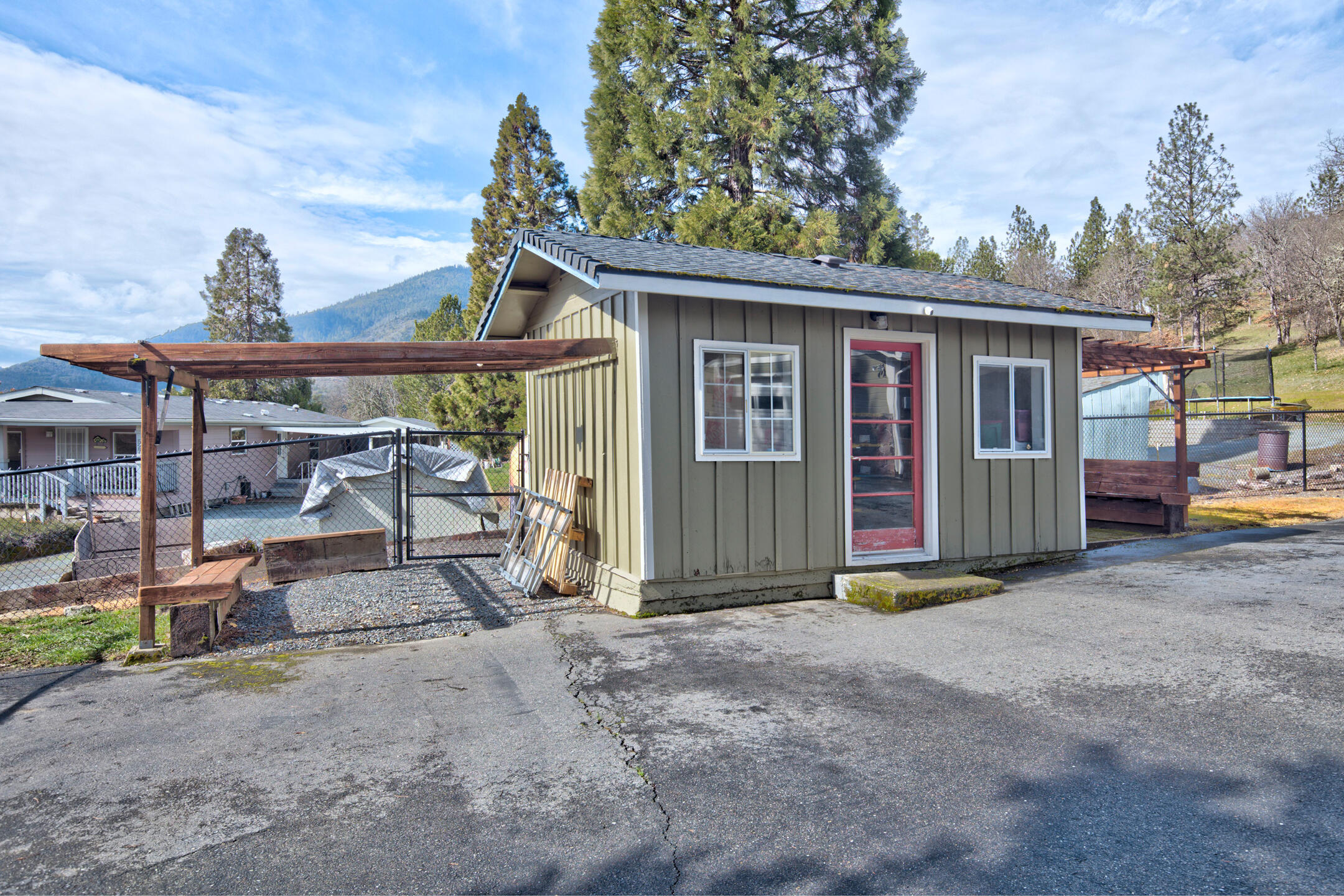 Meadowbrook Orchard Co's Subdivision - Residential