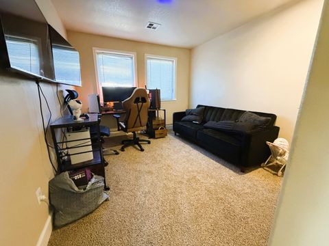 Tiny photo for 7530 Andrew Drive, Klamath Falls, OR 97603 (MLS # 220217367)