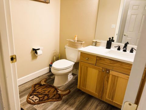 Tiny photo for 7530 Andrew Drive, Klamath Falls, OR 97603 (MLS # 220217367)