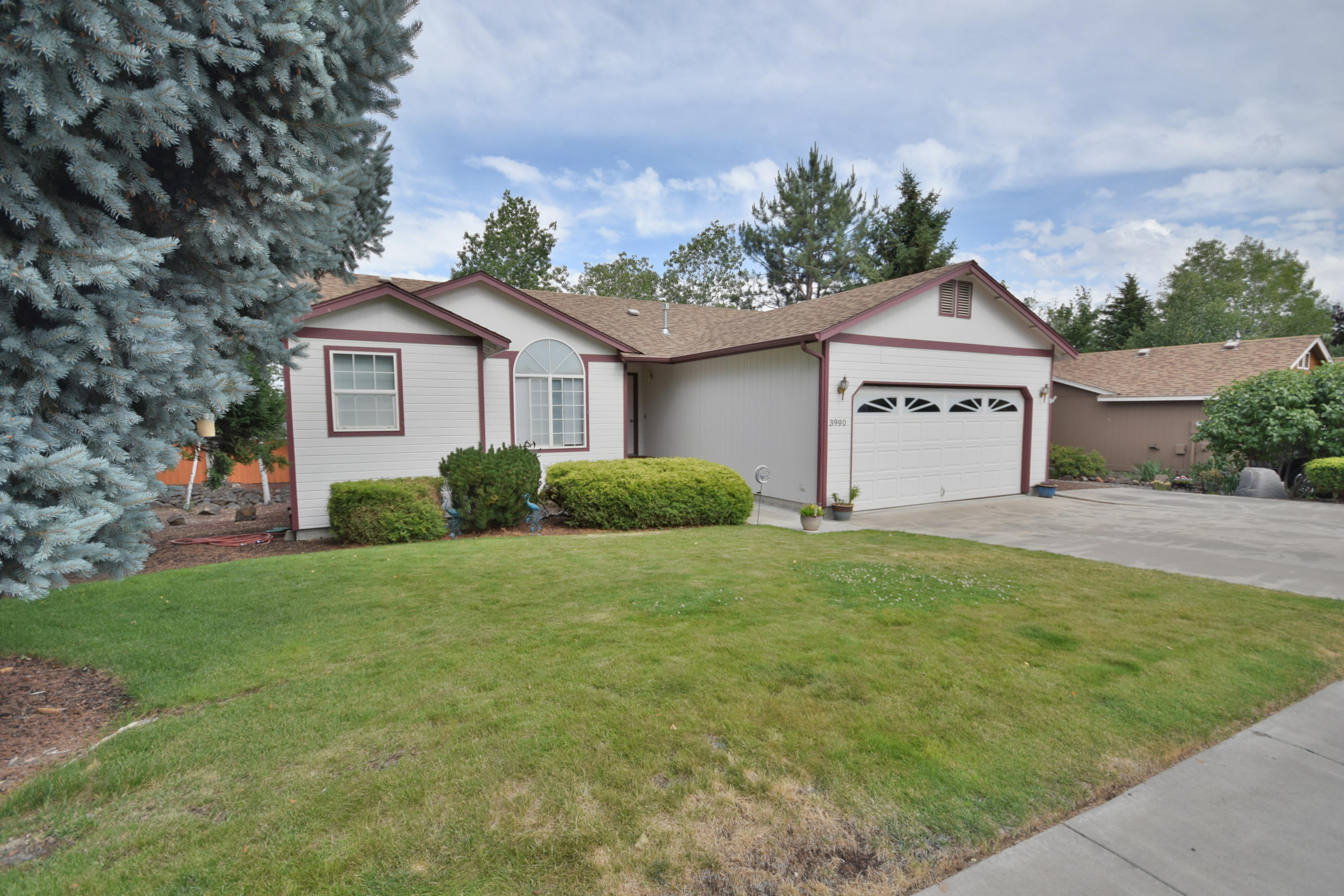 Greens At Redmond - Residential