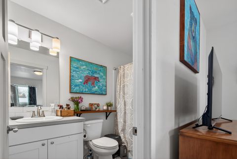 Tiny photo for 61112 Ferguson Road, Bend, OR 97702 (MLS # 220219877)