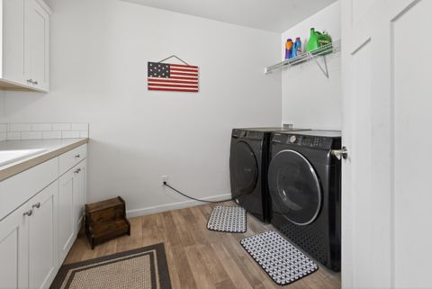 Tiny photo for 61112 Ferguson Road, Bend, OR 97702 (MLS # 220219877)