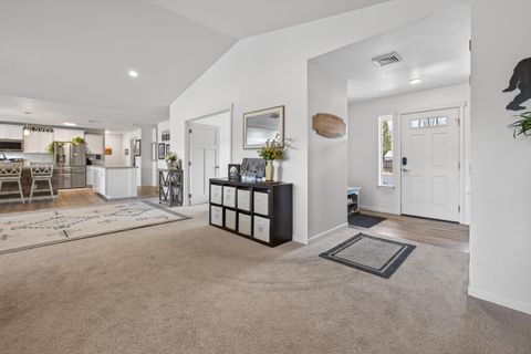 Tiny photo for 61112 Ferguson Road, Bend, OR 97702 (MLS # 220219877)