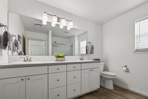 Tiny photo for 61112 Ferguson Road, Bend, OR 97702 (MLS # 220219877)