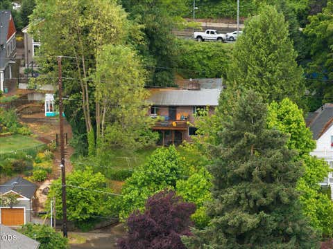 Tiny photo for 7339 S Corbett Avenue, Portland, OR 97219 (MLS # 220223450)