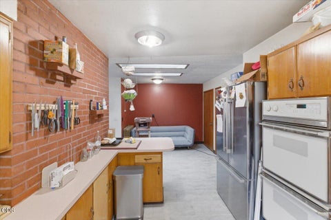 Tiny photo for 7339 S Corbett Avenue, Portland, OR 97219 (MLS # 220223450)