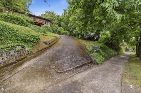 Tiny photo for 7339 S Corbett Avenue, Portland, OR 97219 (MLS # 220223450)