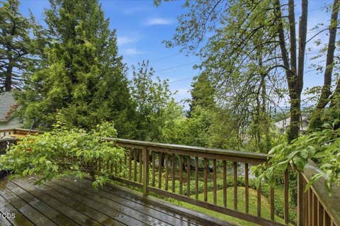 Tiny photo for 7339 S Corbett Avenue, Portland, OR 97219 (MLS # 220223450)
