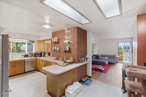 Tiny photo for 7339 S Corbett Avenue, Portland, OR 97219 (MLS # 220223450)
