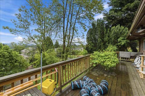 Tiny photo for 7339 S Corbett Avenue, Portland, OR 97219 (MLS # 220223450)