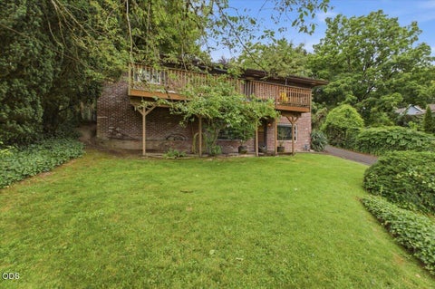 Tiny photo for 7339 S Corbett Avenue, Portland, OR 97219 (MLS # 220223450)