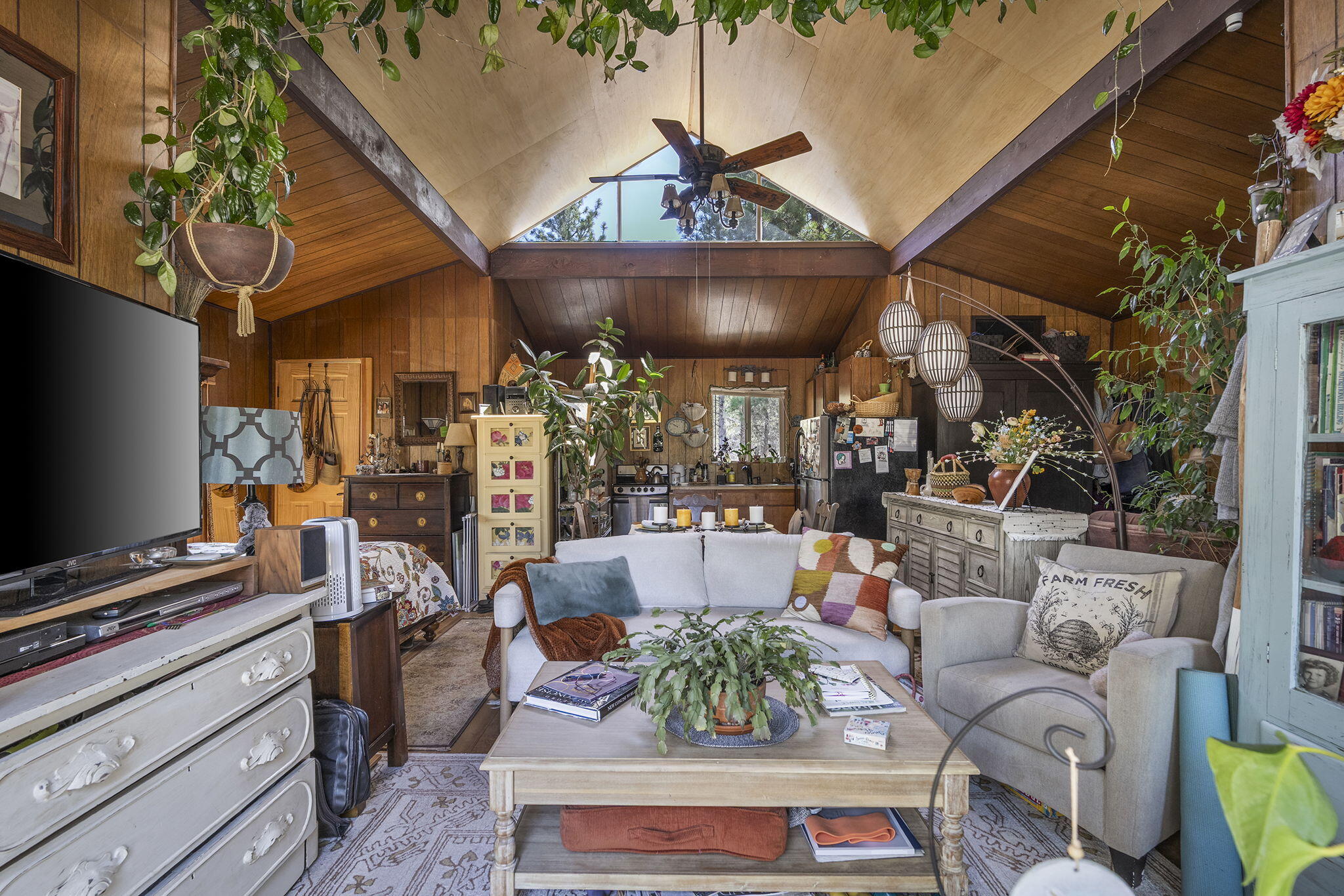 Panoramic View Est - Residential