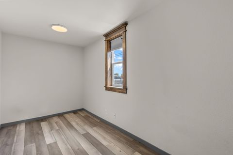 Tiny photo for 847 C Avenue, Terrebonne, OR 97760 (MLS # 220220228)