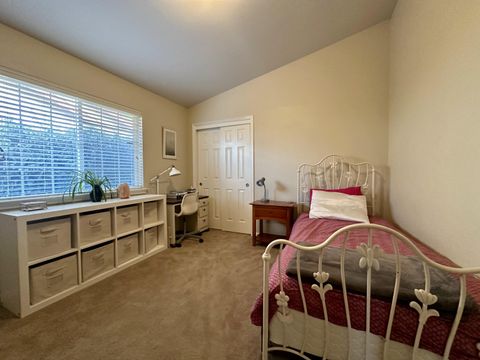 Tiny photo for 135 Meadow Slope Drive, Talent, OR 97540 (MLS # 220215080)