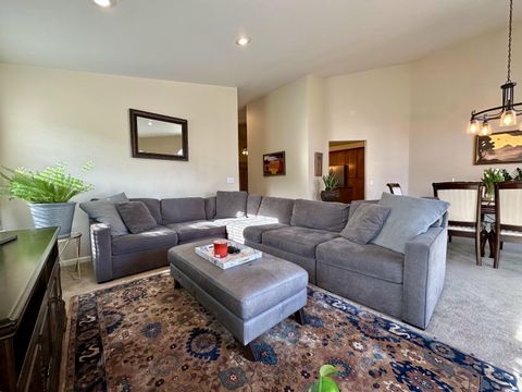 Tiny photo for 135 Meadow Slope Drive, Talent, OR 97540 (MLS # 220215080)