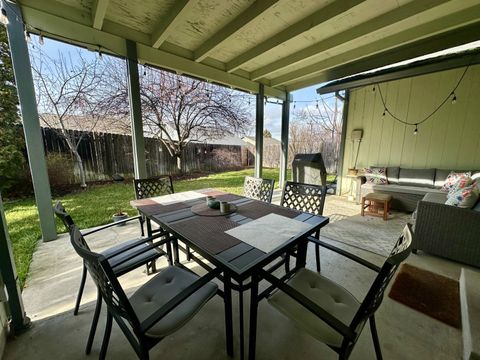 Tiny photo for 135 Meadow Slope Drive, Talent, OR 97540 (MLS # 220215080)