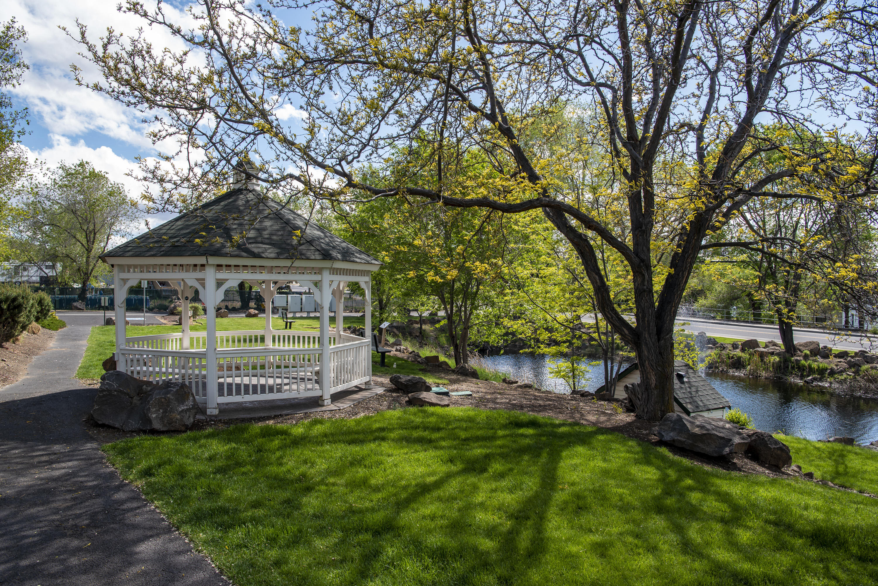 Boulder Brook - Residential