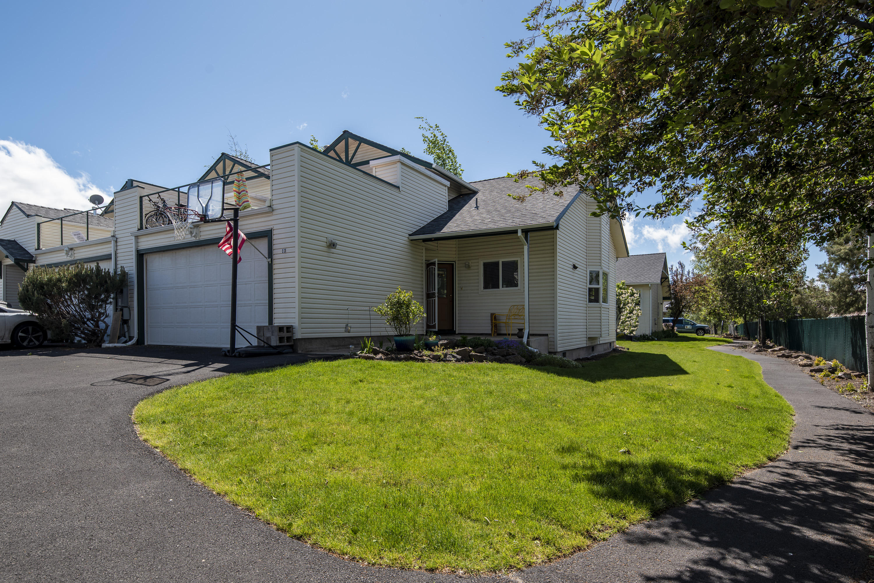 Boulder Brook - Residential