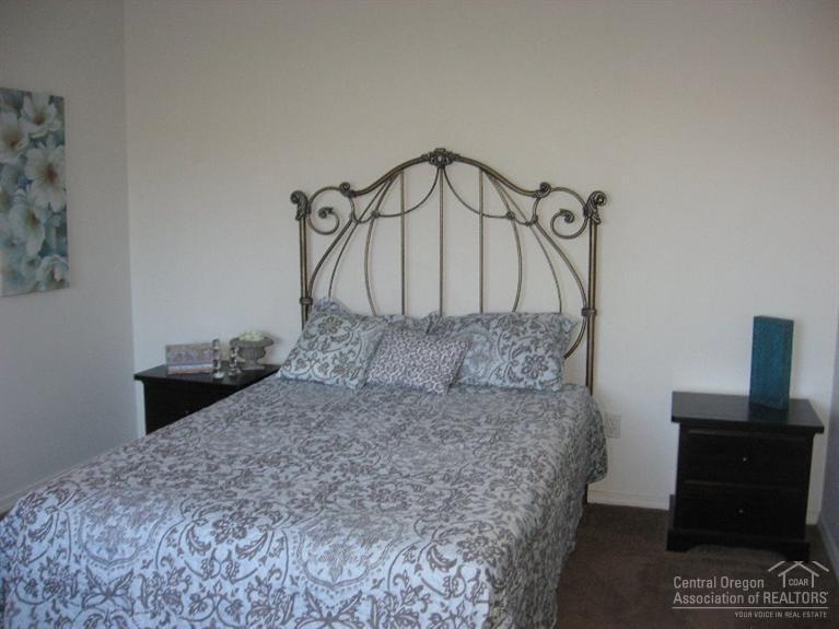 Elkhorn Estates - Residential