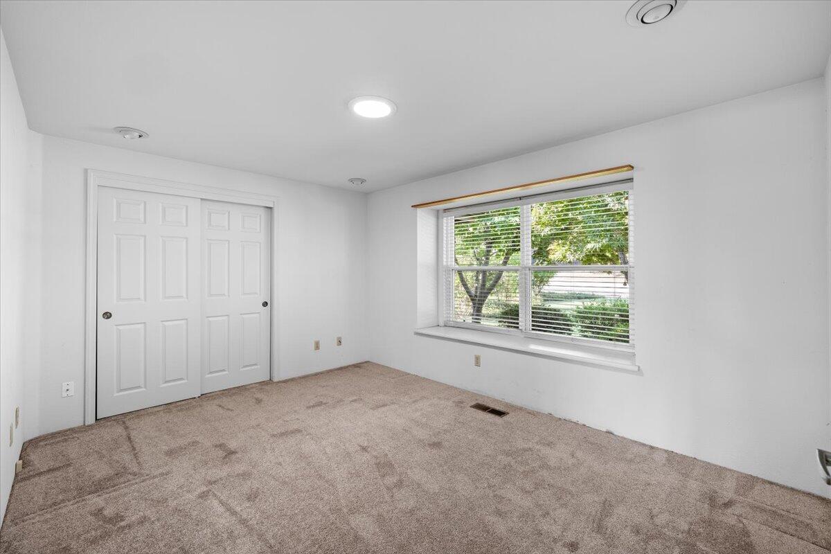 Oak Knoll Meadows Phase 3 - Residential