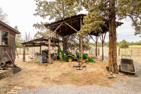 Tiny photo for 22305 Neff Road, Bend, OR 97701 (MLS # 220223751)