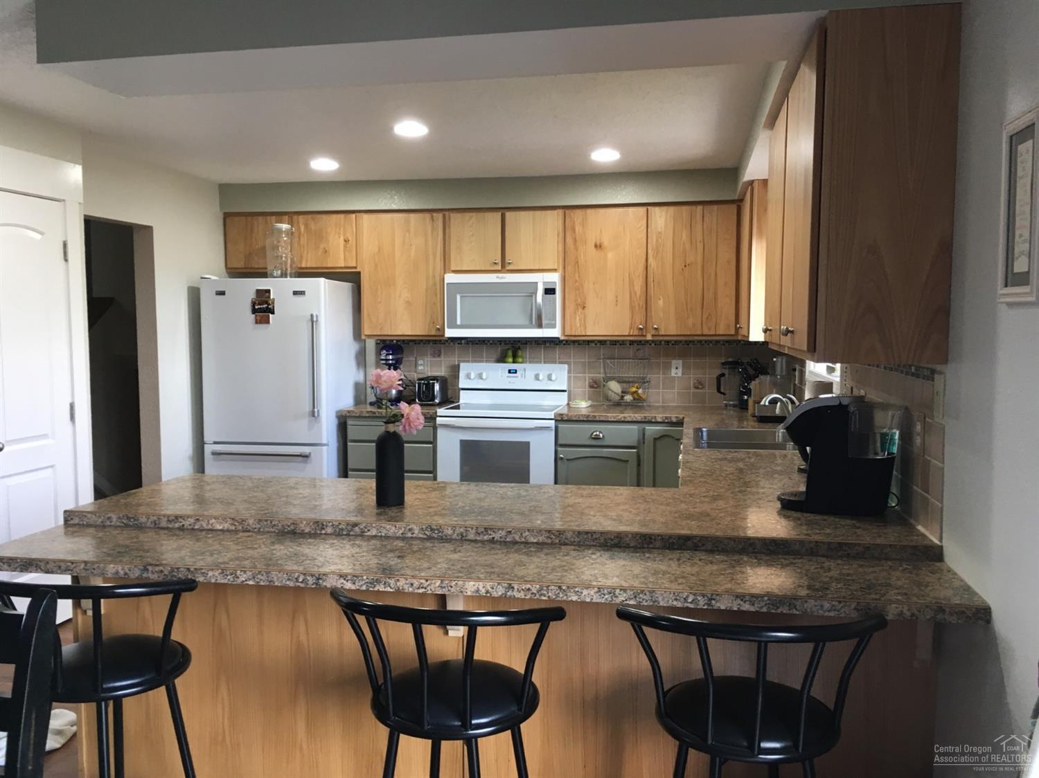 Madras Ranchos - Residential