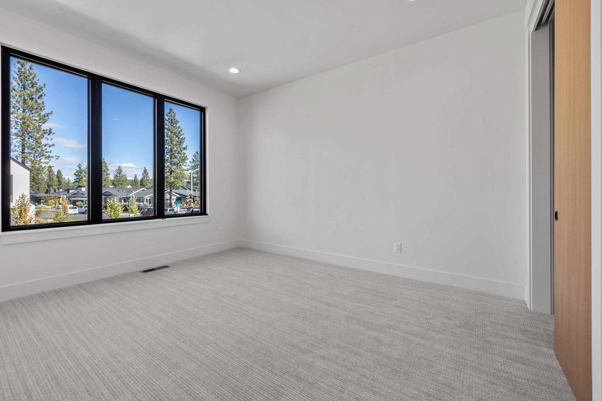 Discovery West Phase 4 - Residential