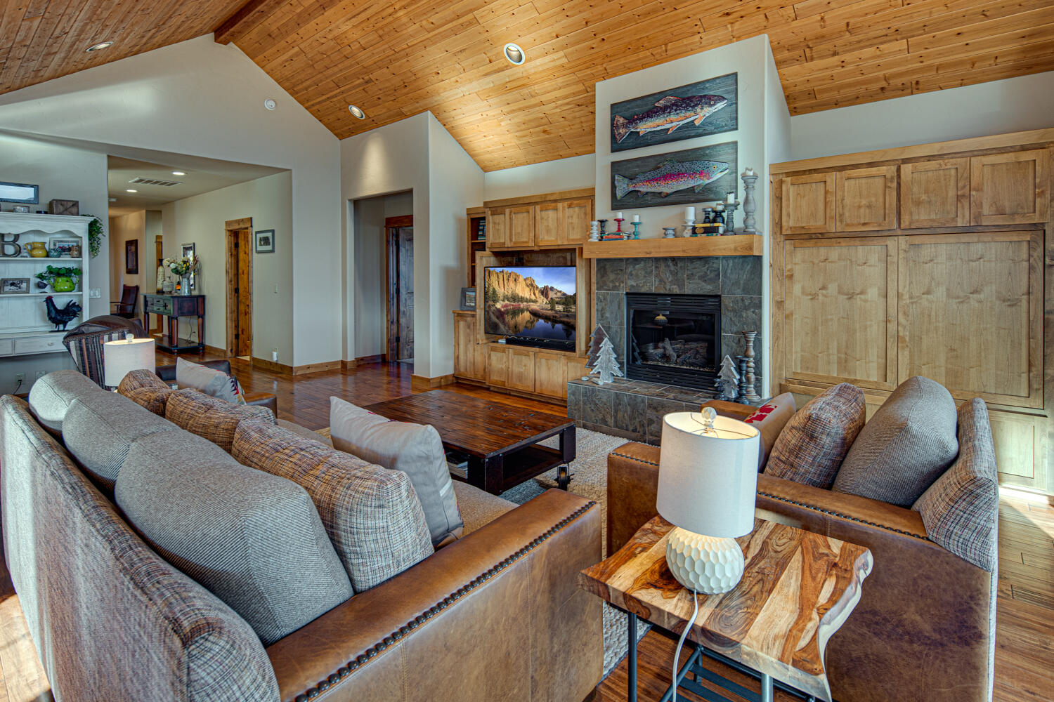 Eagle Crest - Residential