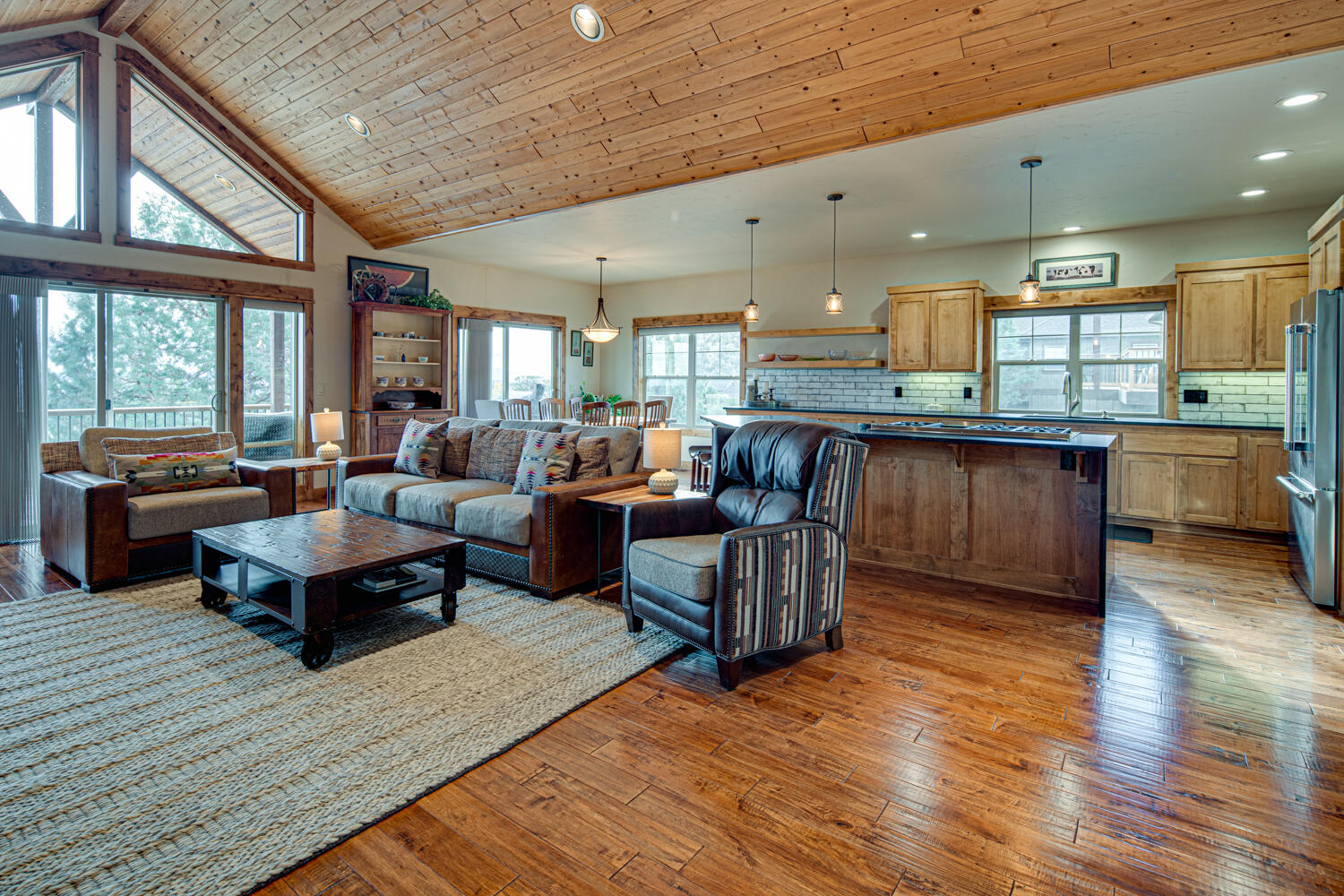 Eagle Crest - Residential