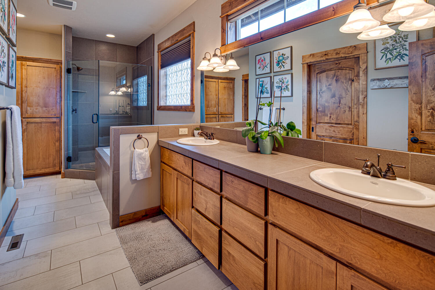 Eagle Crest - Residential