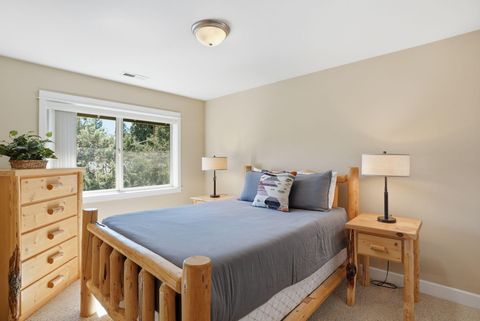 Tiny photo for 63027 Fresca Street, Bend, OR 97703 (MLS # 220217198)