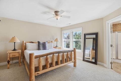 Tiny photo for 63027 Fresca Street, Bend, OR 97703 (MLS # 220217198)