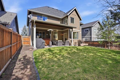 Tiny photo for 63027 Fresca Street, Bend, OR 97703 (MLS # 220217198)