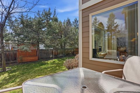 Tiny photo for 63027 Fresca Street, Bend, OR 97703 (MLS # 220217198)