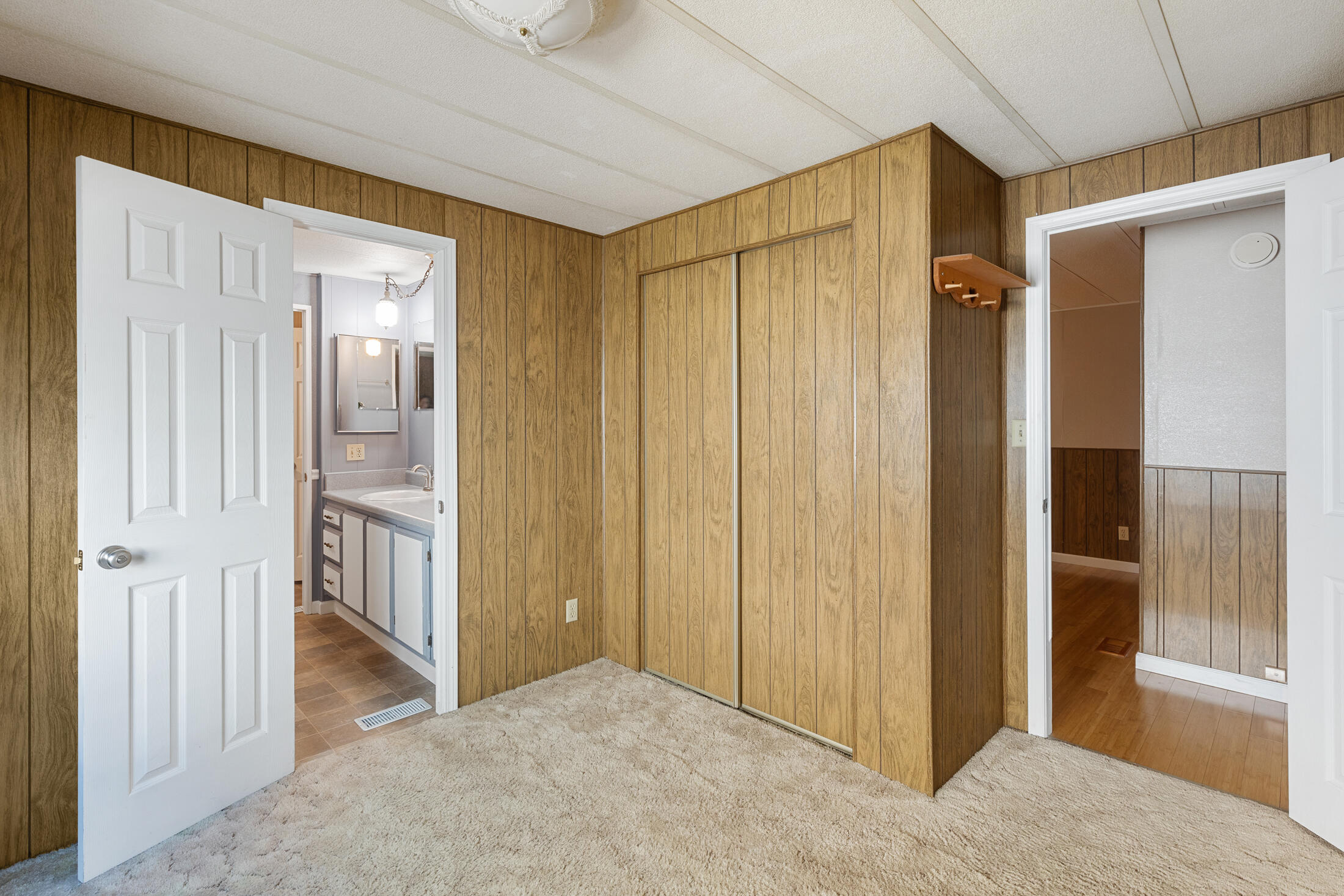 Aspens On The Creek - Residential