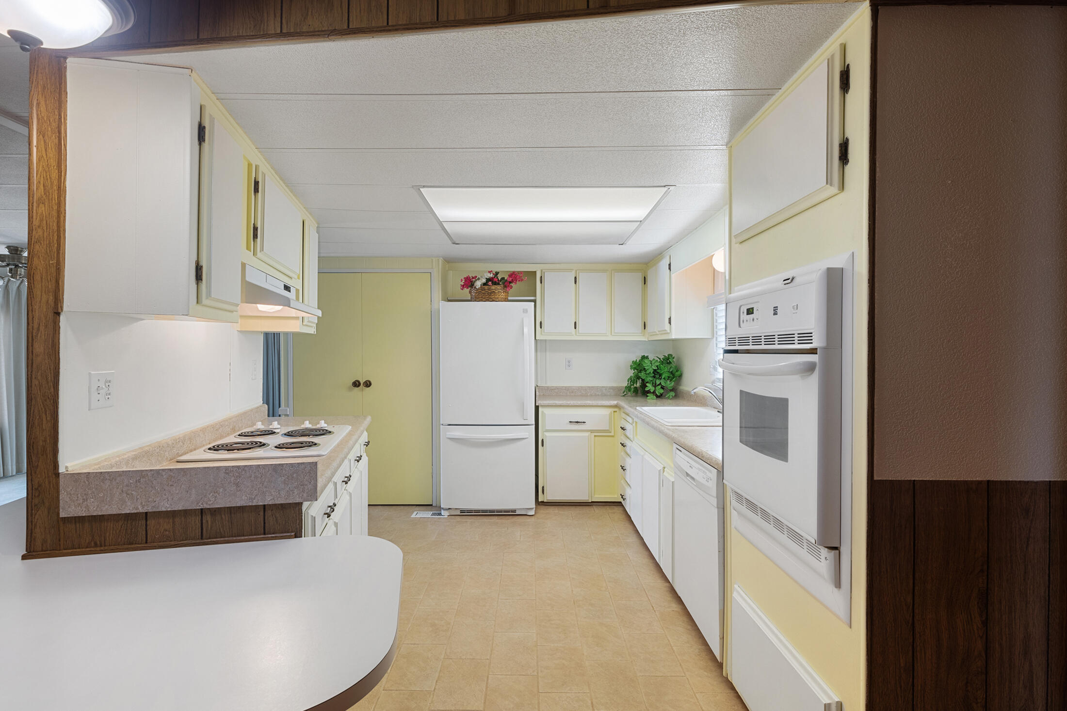 Aspens On The Creek - Residential