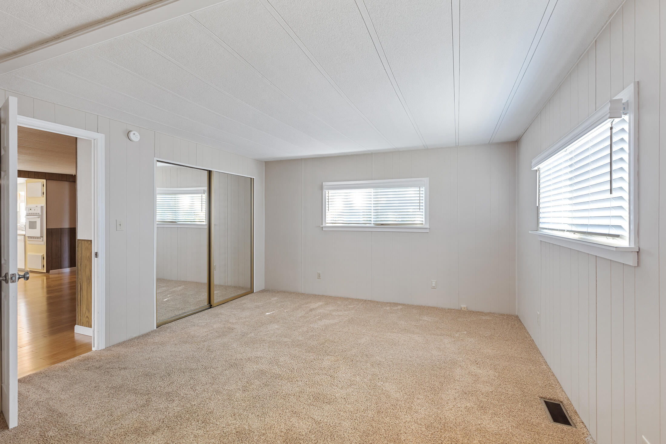 Aspens On The Creek - Residential