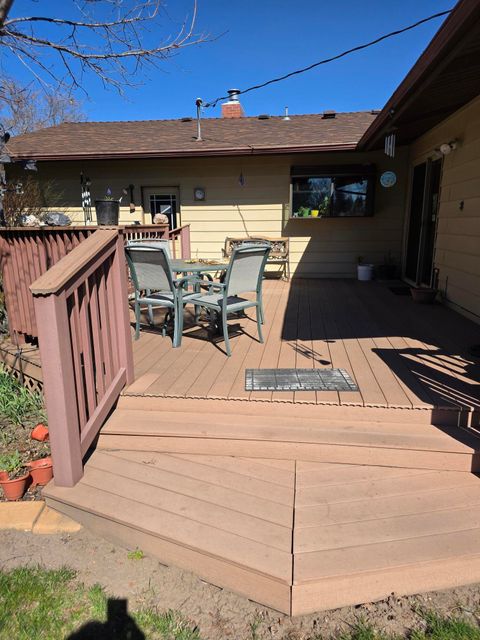 Tiny photo for 4302 Onyx Avenue, Klamath Falls, OR 97603 (MLS # 220217432)