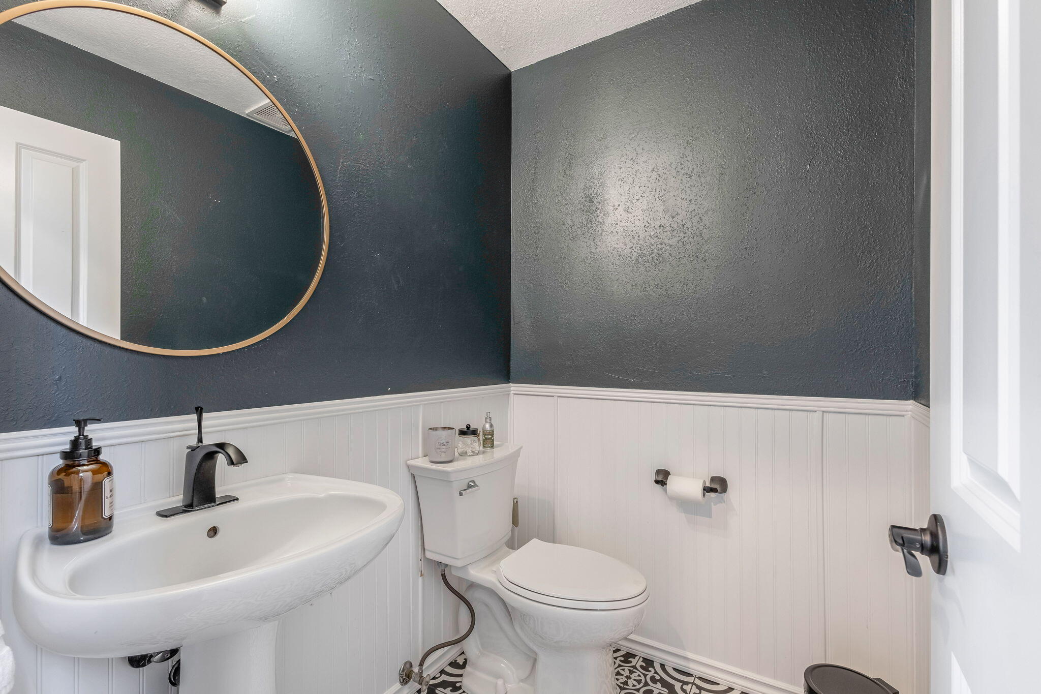 Whispering Pines - Residential