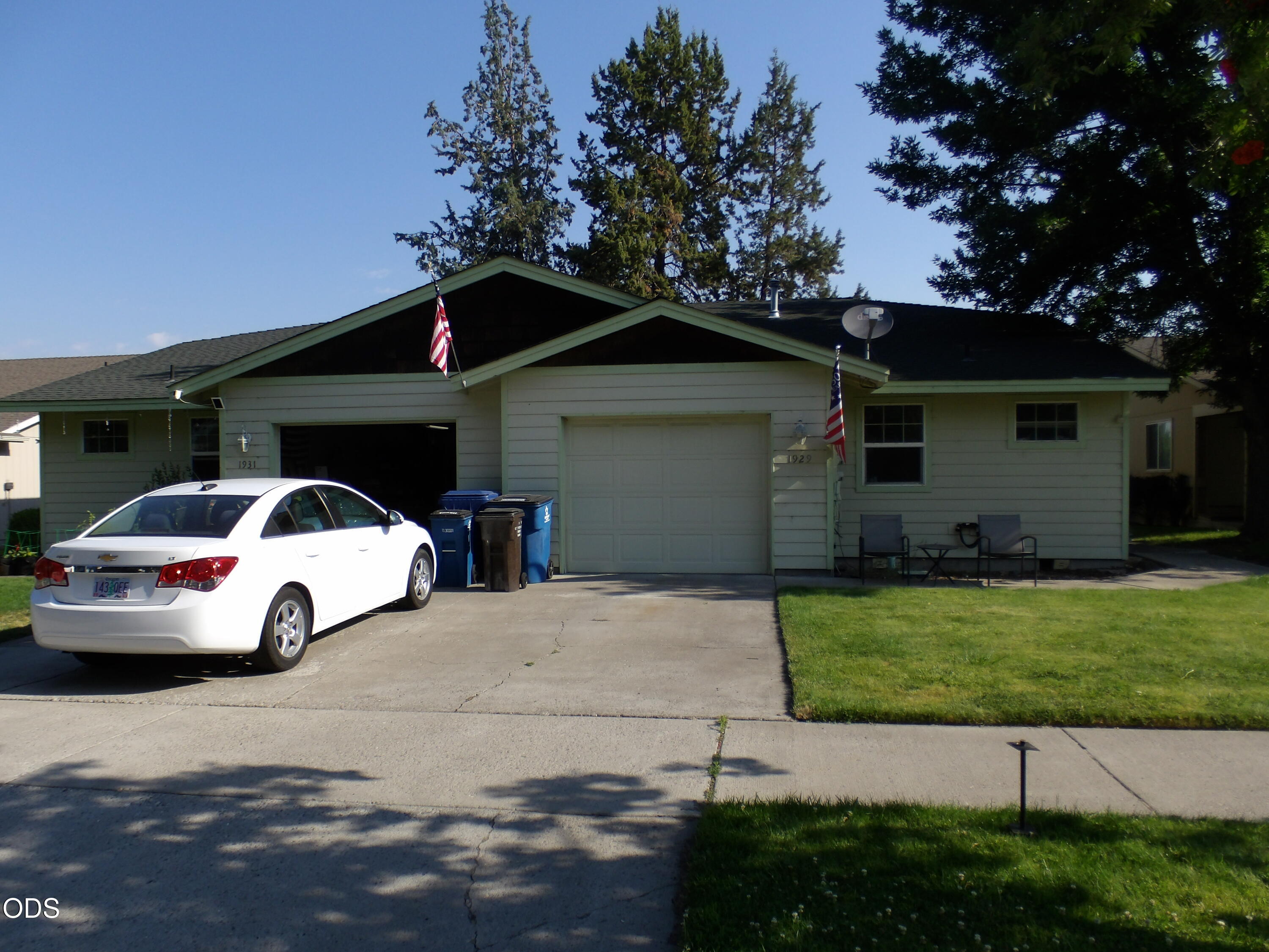 1929 NW Elm Avenue
