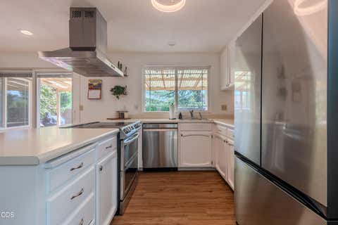 Tiny photo for 1920 Pinedale Street, Medford, OR 97504 (MLS # 220226999)