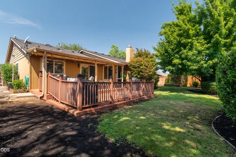 Tiny photo for 1920 Pinedale Street, Medford, OR 97504 (MLS # 220226999)