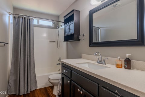 Tiny photo for 1920 Pinedale Street, Medford, OR 97504 (MLS # 220226999)