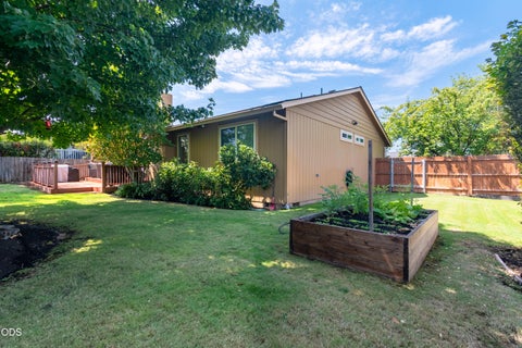 Tiny photo for 1920 Pinedale Street, Medford, OR 97504 (MLS # 220226999)