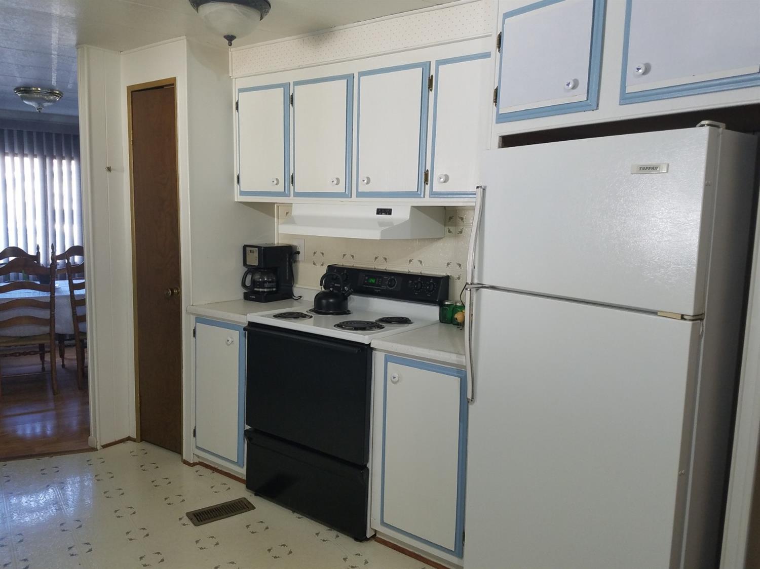 Country Hills Estates - Residential