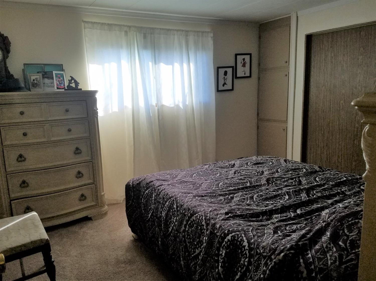 Country Hills Estates - Residential