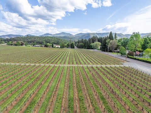 Tiny photo for 2871 Griffin Creek Road, Medford, OR 97501 (MLS # 220213117)